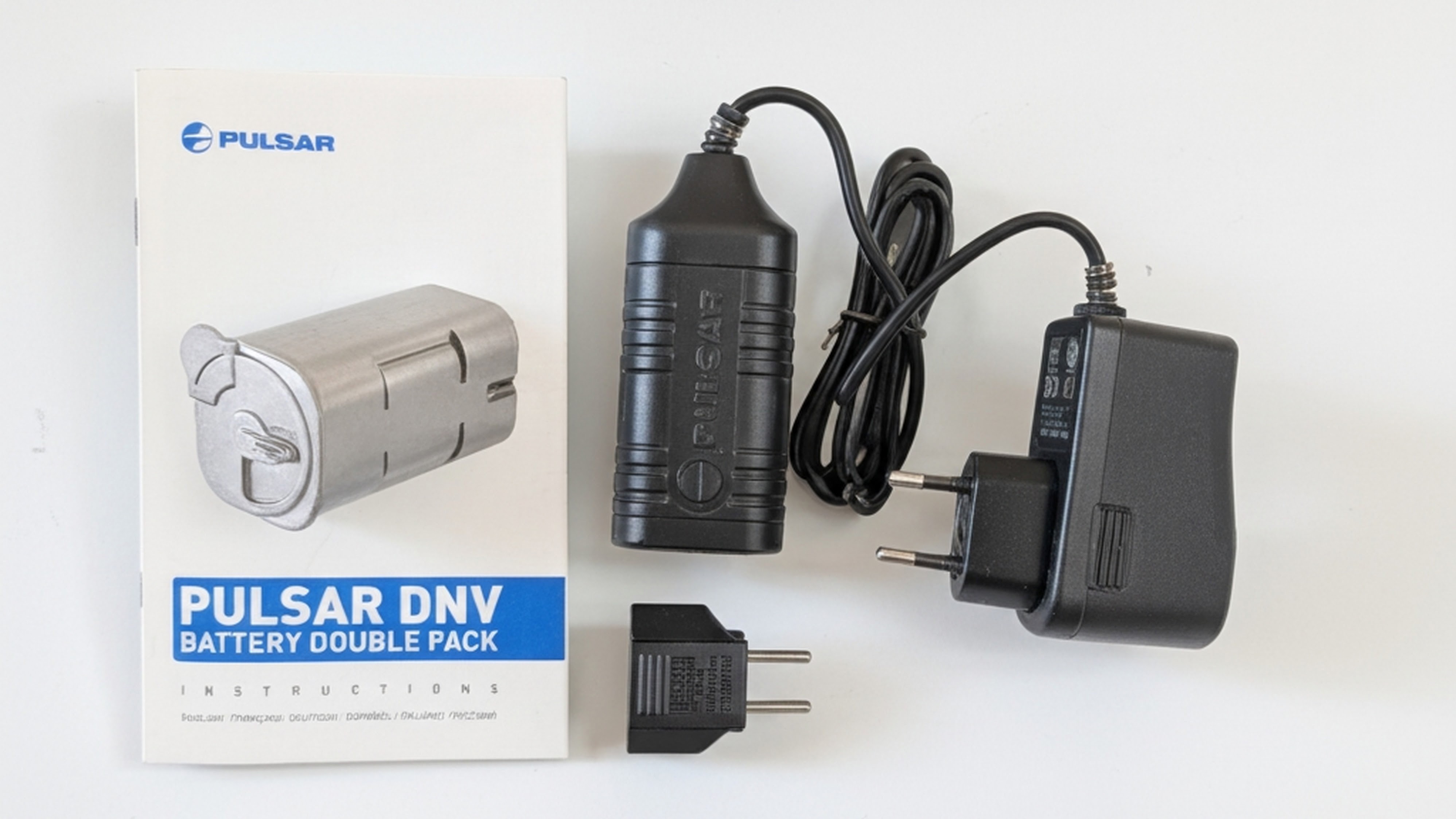 Netzteil / Aufladestation für PULSAR DNV Akkus