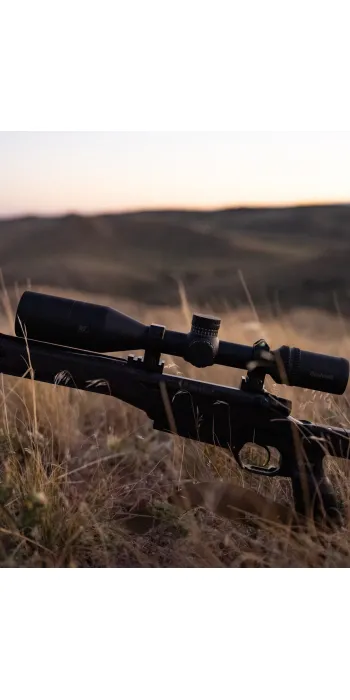 Bushnell R7 4-20x50 FFP Zielfernrohr Dot-Hash Hybrid Illuminated MRAD #BU-R7-42050M1