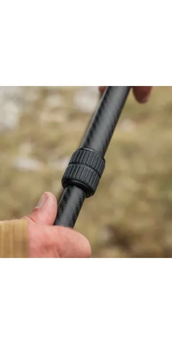 Spartan Precision Equipment Ascent Tripod™ Gen 2 Woodland mit Davros Pro Head™ und Trekkingstockgriffen