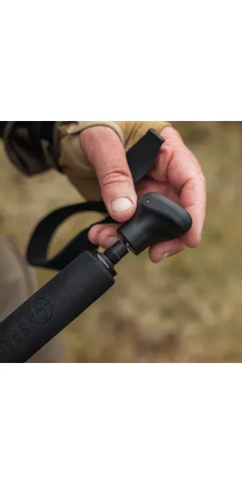Spartan Precision Equipment Ascent Tripod™ Gen 2 Woodland mit Davros Pro Head™ und Trekkingstockgriffen