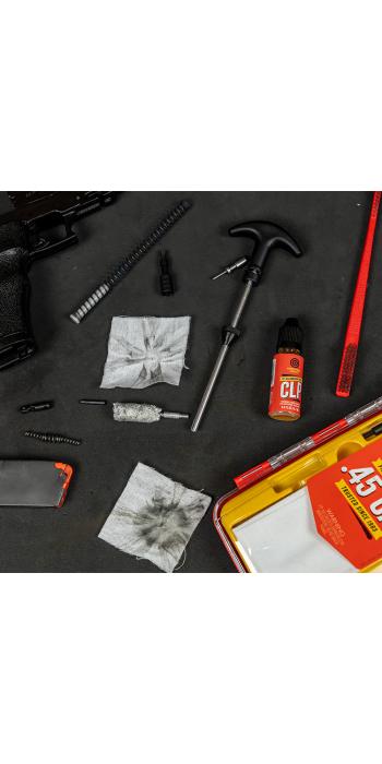 Shooter's Choice .45 cal Waffenreinigungs-Kit inkl. FP-10 Lubricant Elite CLP (8-32) (SHF-SRK-45)
