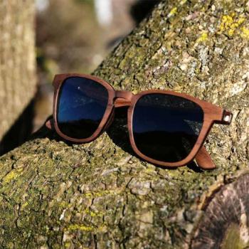 Sonnenbrille Waldblick aus Walnussholz