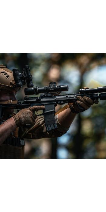 Swampfox Warhorse 1-6x24 FFP LPVO Zielfernrohr - MIL-Absehen, rot beleuchtet, 34 mm
