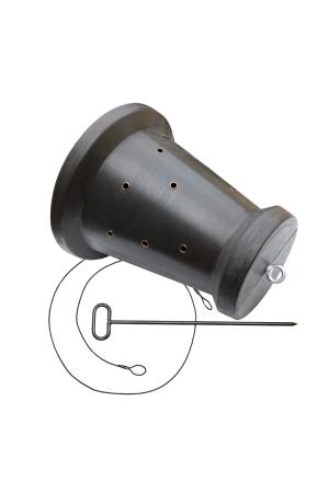 AKAH Futtertrommel in Kegelform mit Bodenanker – Wildfutterautomat für Mais und Trockenfutter